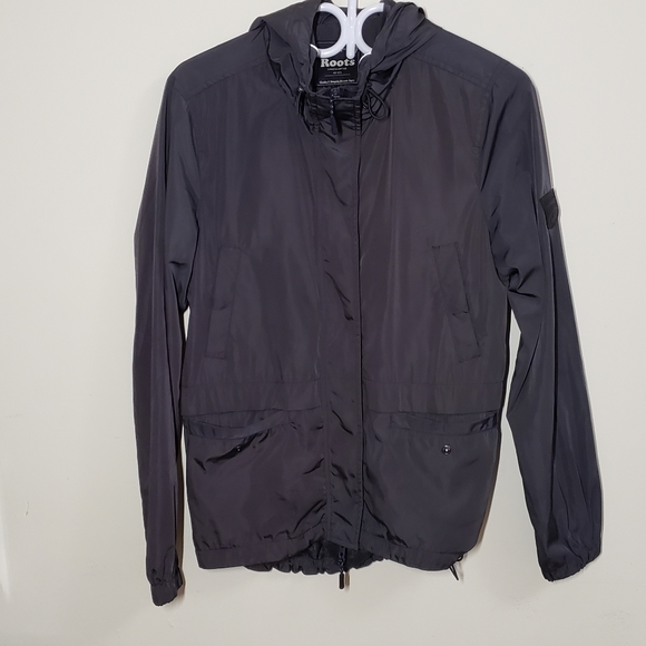 Roots Jacket - Picture 1 of 9